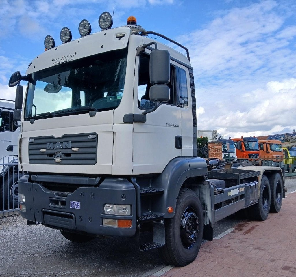 MAN TGA 26430 6x4 met containersysteem (32), Auto's, Vrachtwagens, Automaat, MAN, Bedrijf, Diesel