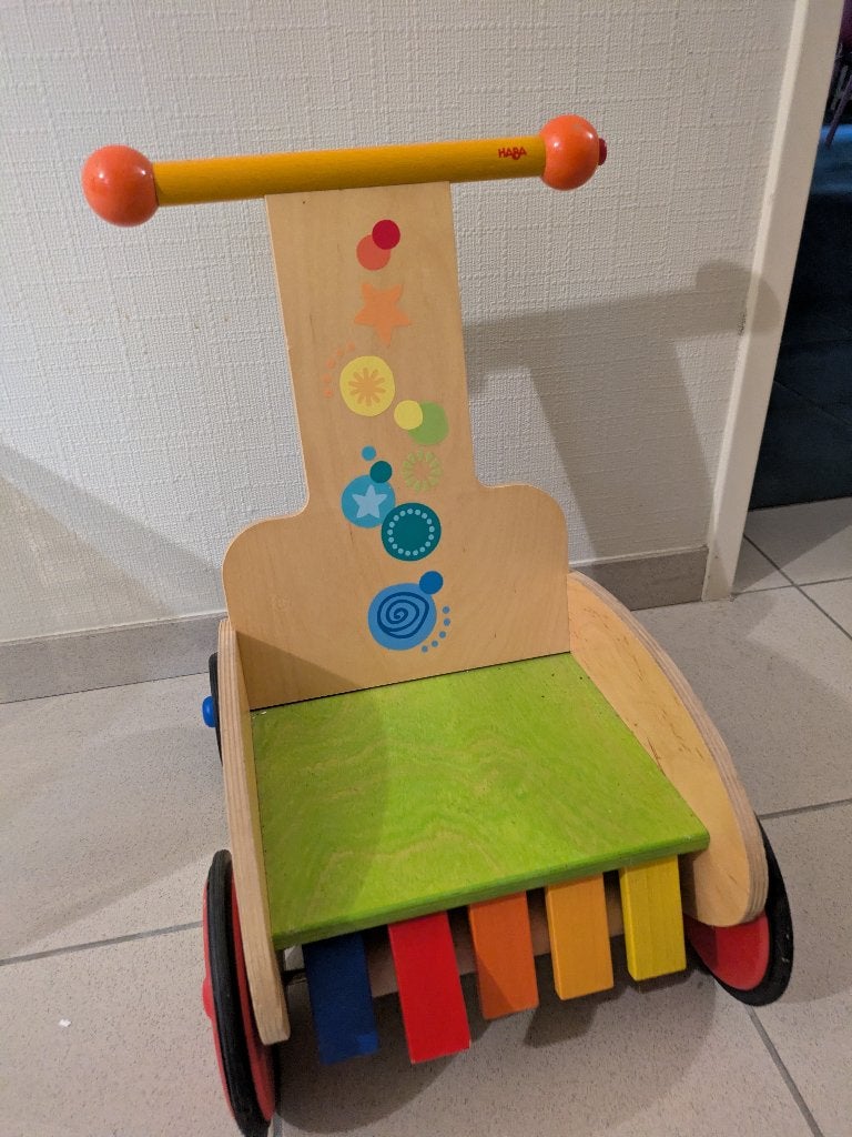 Loopwagentje, Ophalen, Zo goed als nieuw, Met wieltjes