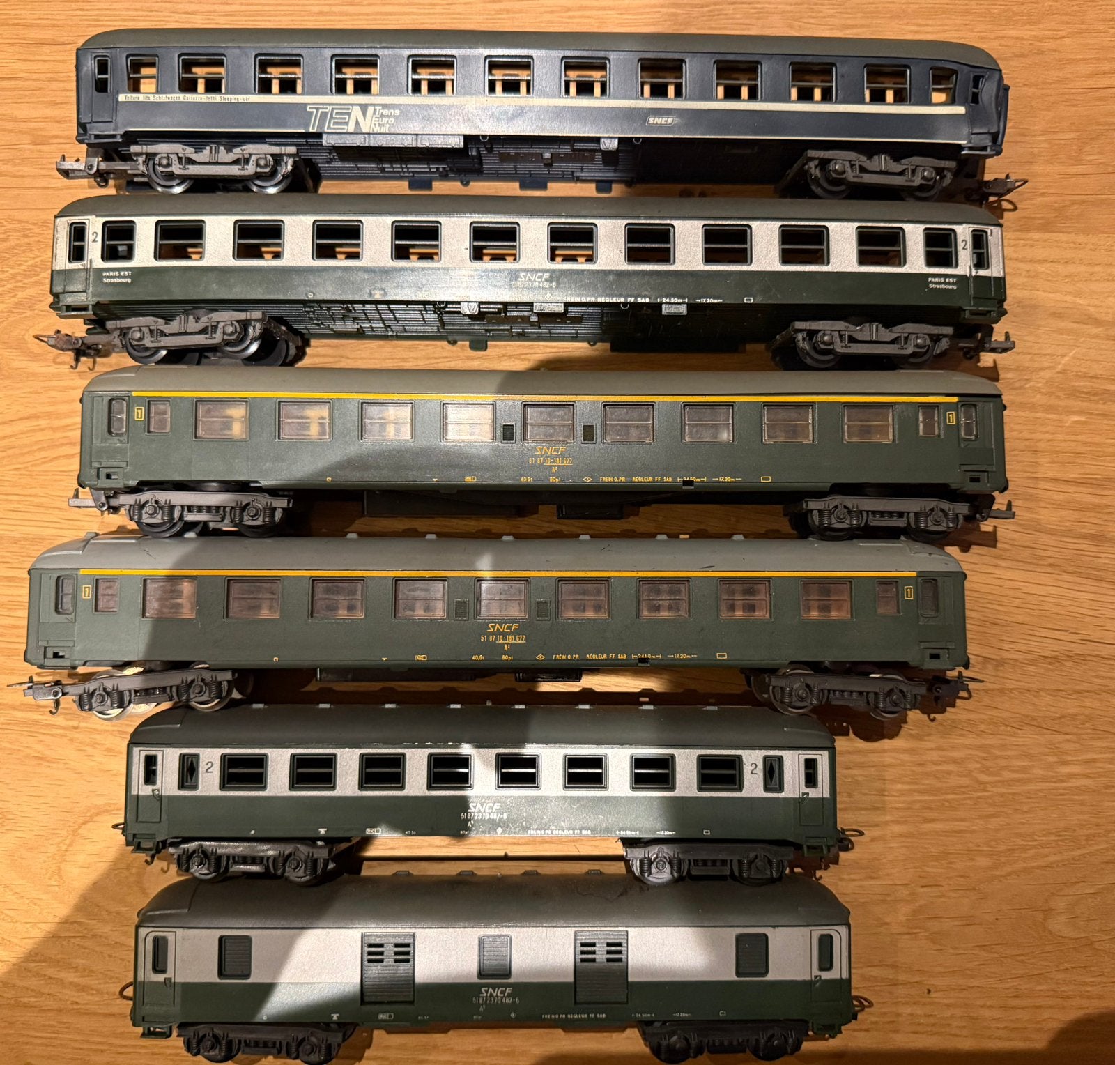 Set de 6 voitures Lima HO SNCF 1/2e classe, wagon à bagages, Enlèvement ou Envoi, Lima
