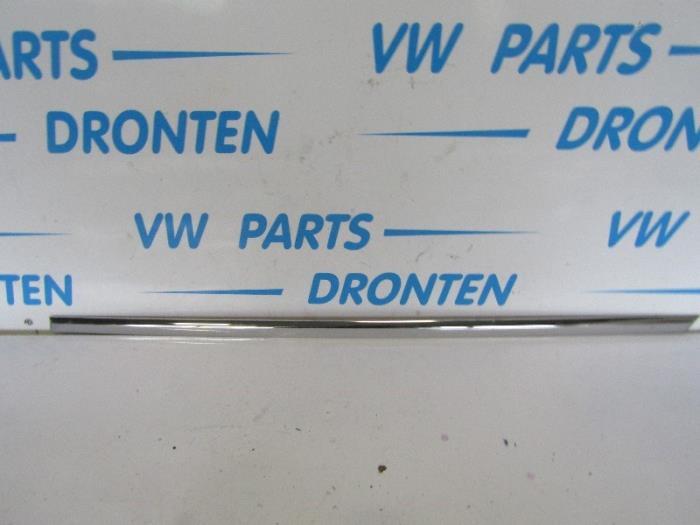Bande décorative d'un Volkswagen Passat, Volkswagen, -, 3 mois de garantie, Utilisé