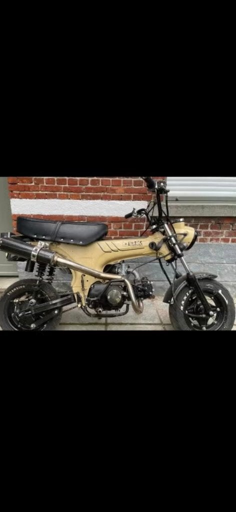 Dax, Fietsen en Brommers, Ophalen