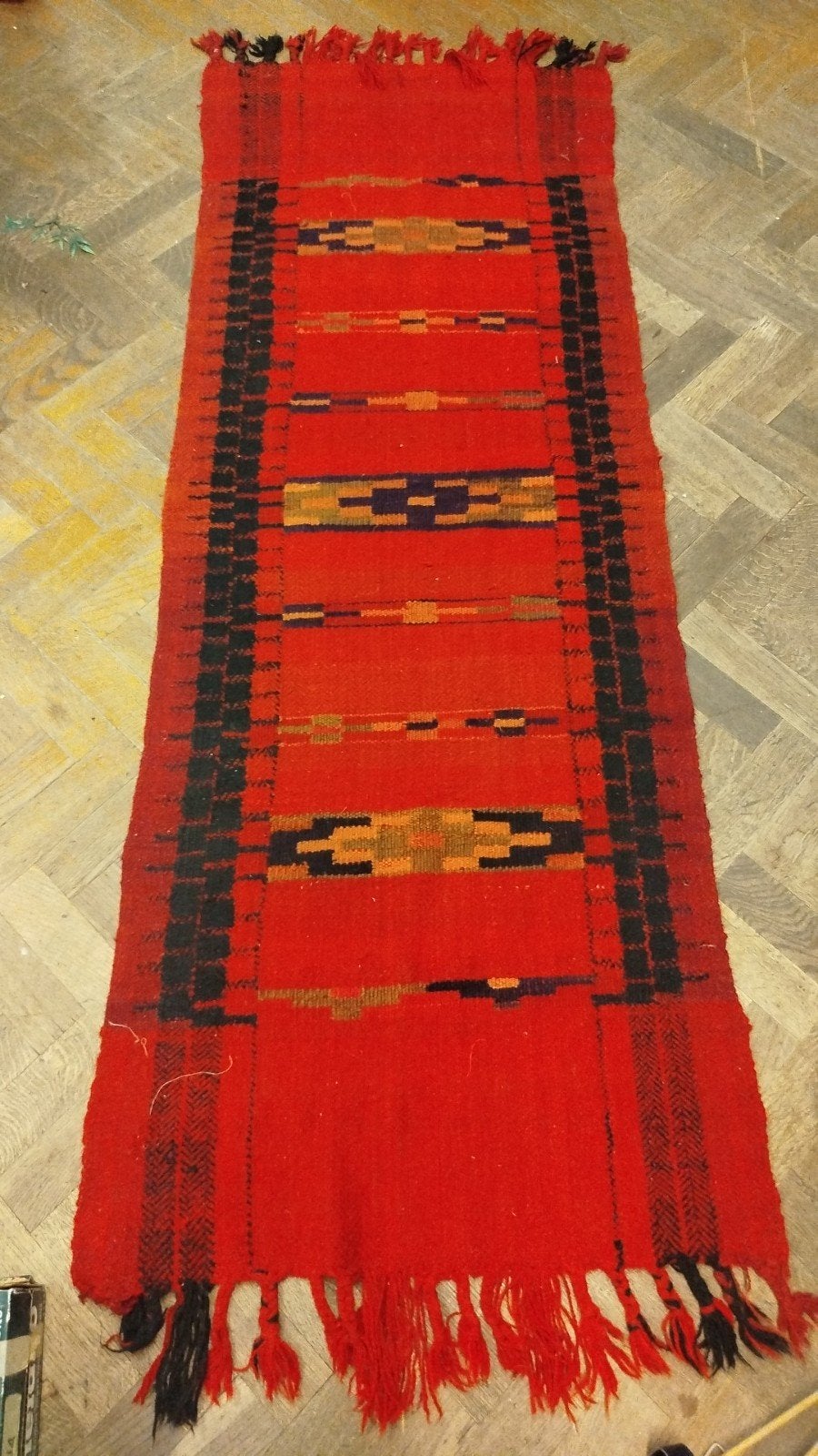 Joli tapis laine tissée artisanal, Enlèvement, Rouge