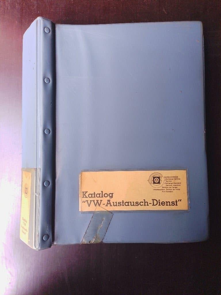 Unieke Zeer Zeldzame Oude V.A.G Dealer Onderdelenkatalogus, Enlèvement ou Envoi, Utilisé, Volkswagen