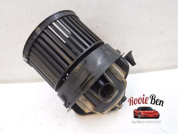 Moteur de ventilation chauffage d'un Peugeot 308, -, 3 mois de garantie, Utilisé, -