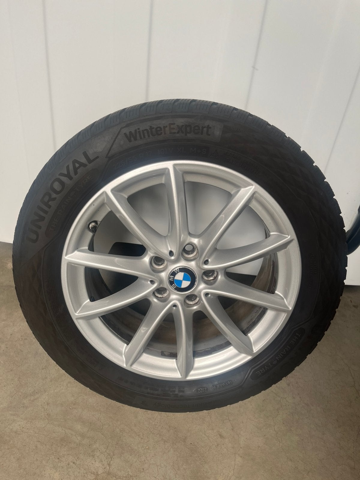 Bmw x1 banden &velgen, Auto-onderdelen, Banden en Velgen, Ophalen, Band(en)