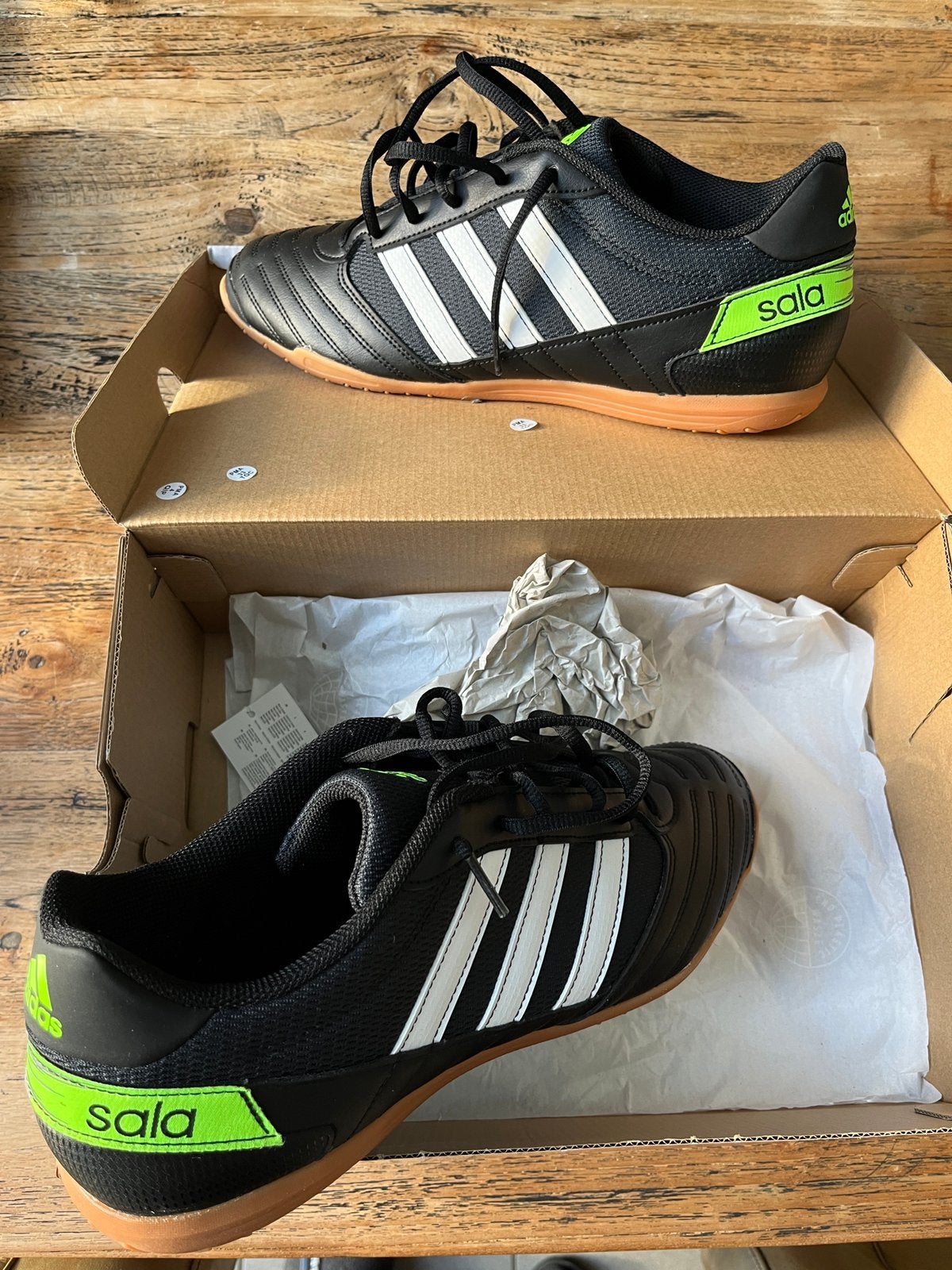 Zaalvoetbalschoenen maat 46, Sport en Fitness, Ophalen, Nieuw