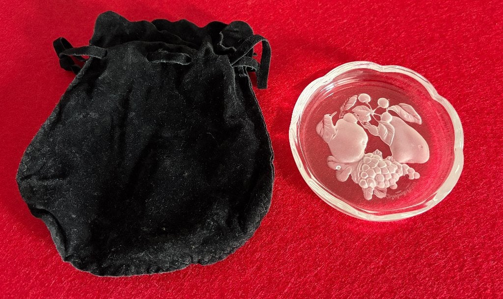 Sous Verre Cristal Val St Lambert avec Pochette, Enlèvement ou Envoi
