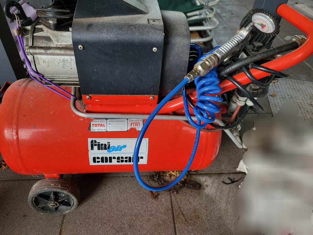 Compressor + bandenpomp, Doe-het-zelf en Bouw, Compressors, Ophalen