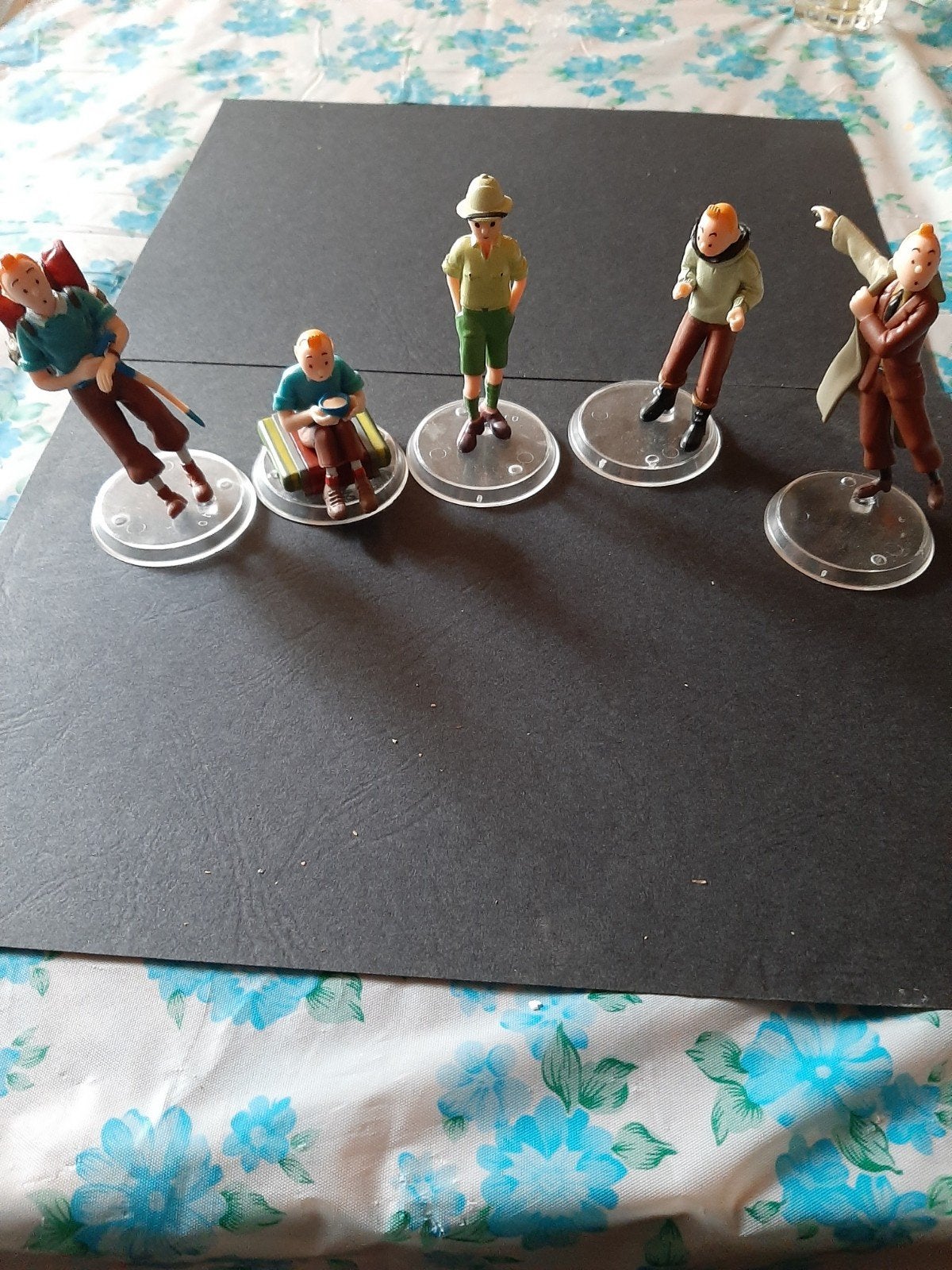 Kuifje 5 beeldjes op sokkel pvc, Envoi, Tintin