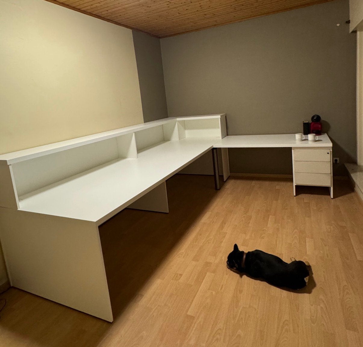 Grote bureau te koop, Huis en Inrichting, Ophalen, Hoekbureau