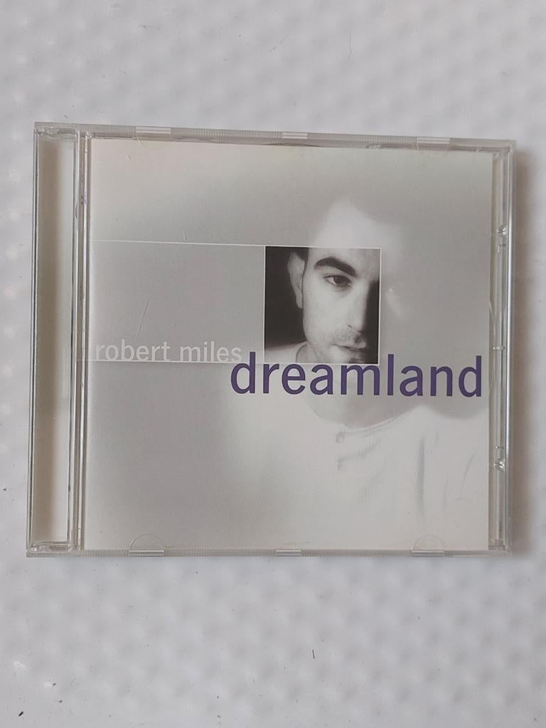 ROBERT MILES - DREAMLAND, Envoi, Comme neuf