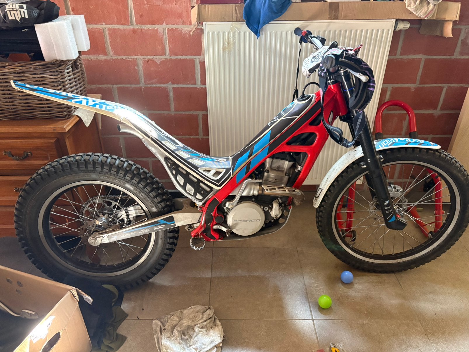 Trial shero 300, Motoren, Particulier