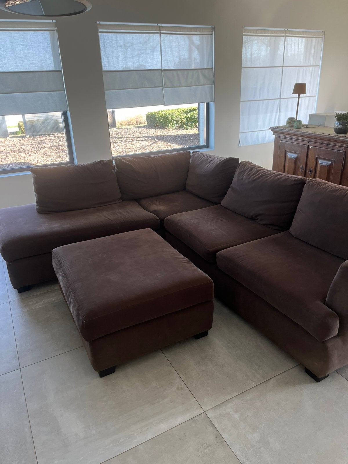 Chaise d'angle marron avec pouf à vendre, très bon état, Maison & Meubles, Canapés | Coins salons complets, Comme neuf, Enlèvement