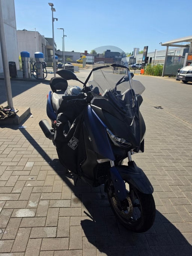 Yamaha Xmax 125cc 9500km 2020, Motos, Permis Moto A1 minimum, Particulier, Automatique