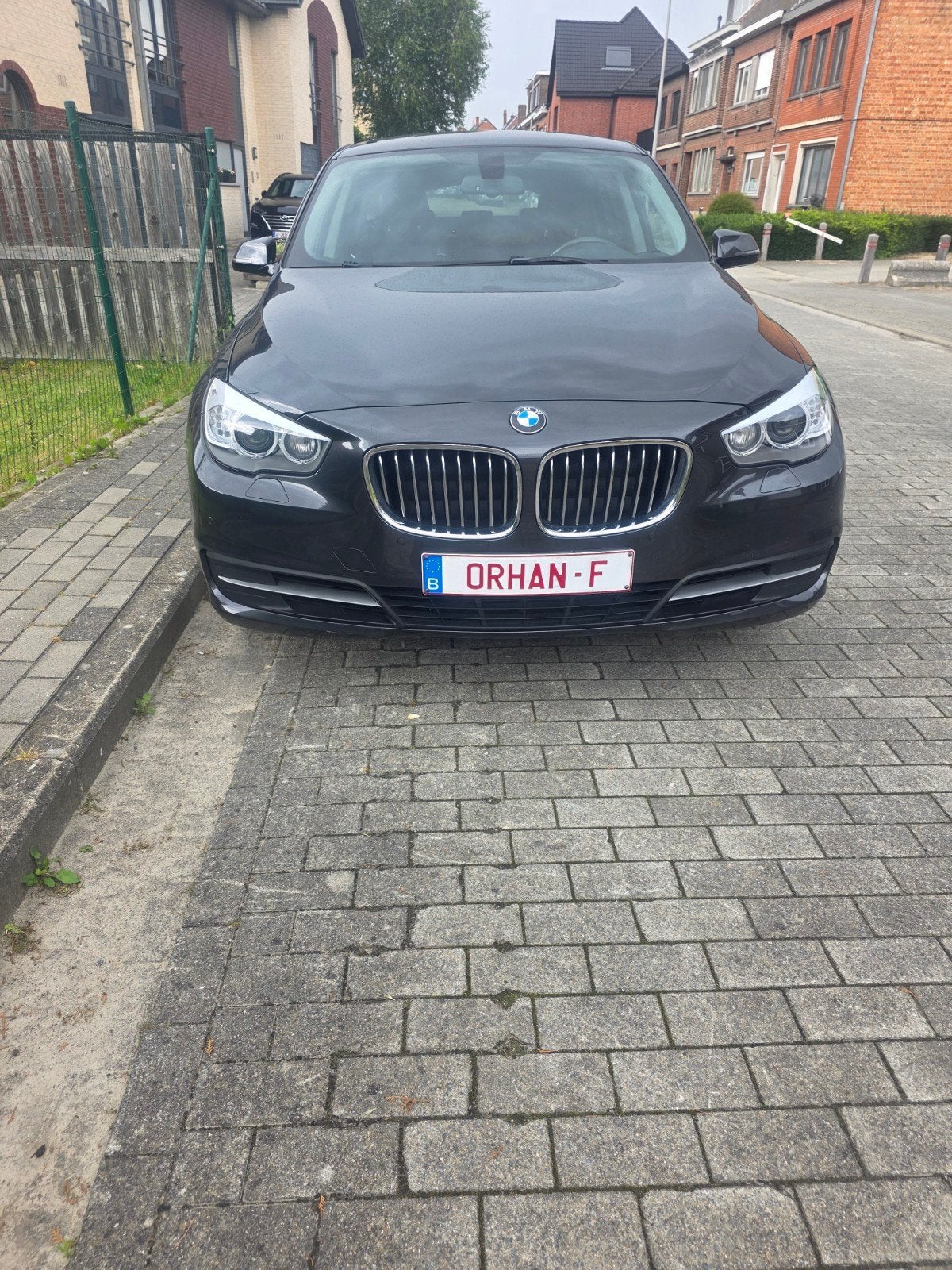 BMW 520d  GT  AUTOMAAT 2015 FULL OPTION, Auto's, Achterwielaandrijving, 4 cilinders, 2000 kg, Zwart