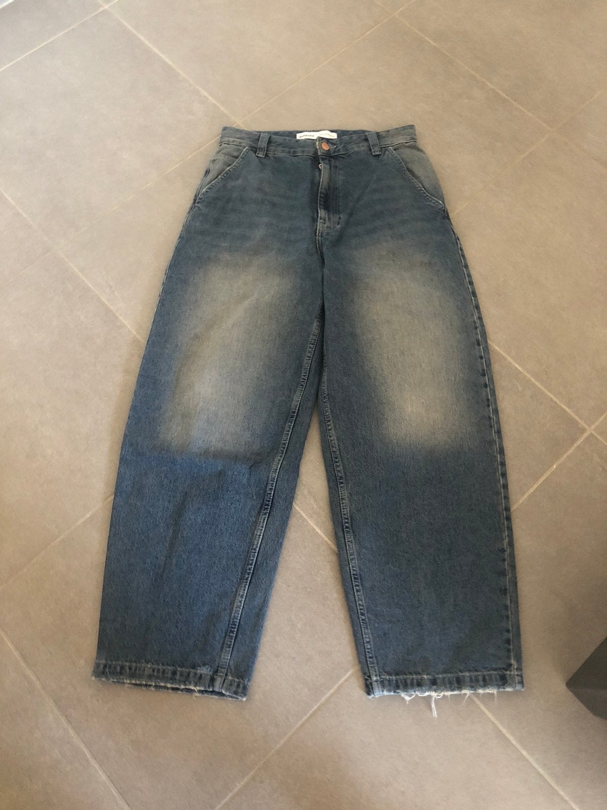 Jeans Bershka, maat 38, Kleding | Dames, Spijkerbroeken en Jeans, Ophalen of Verzenden, Zo goed als nieuw