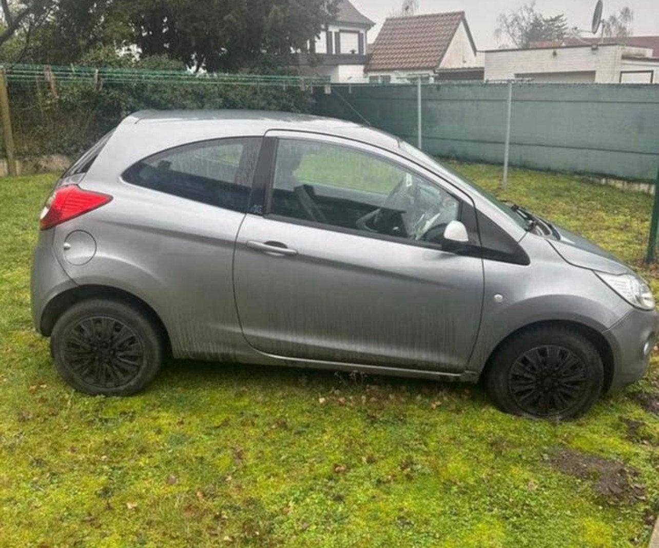 Ford KA, Enlèvement, Ford