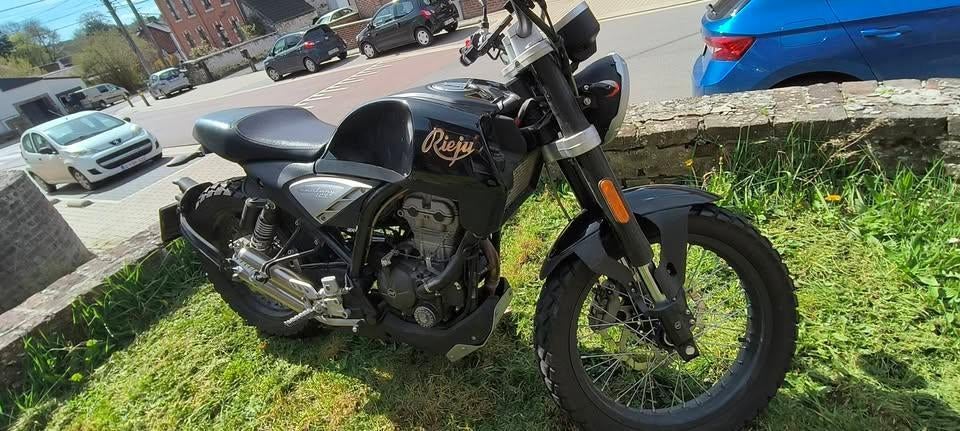 Moto Rieju 125 cc 14500 km, Motos, Rieju, Occasion, Particulier, 1 cylindre