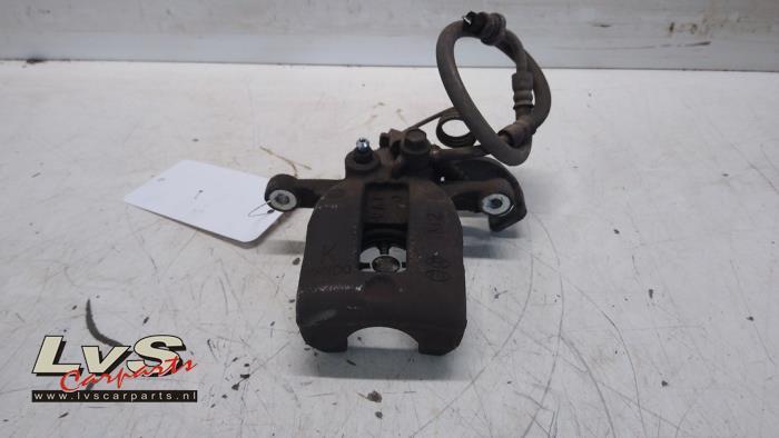 Etrier de frein (pince) arrière gauche d'un Kia Stonic, Kia, -, 3 mois de garantie, Utilisé