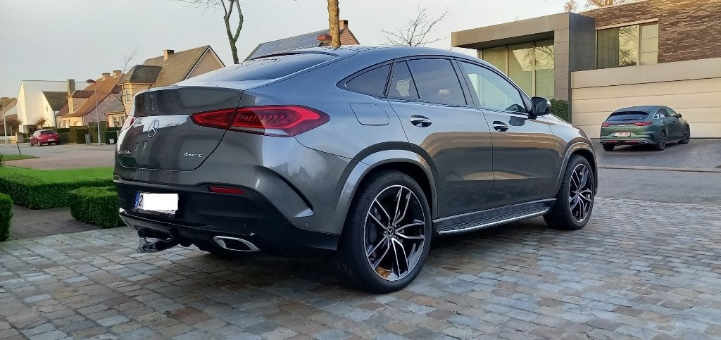 GLE Coupé AMG 350e Hybride/2.0LBenzine 08/2022 - 13.500kms !, Auto's, Automaat, Dealer onderhouden, Parkeerassistent, 4 cilinders