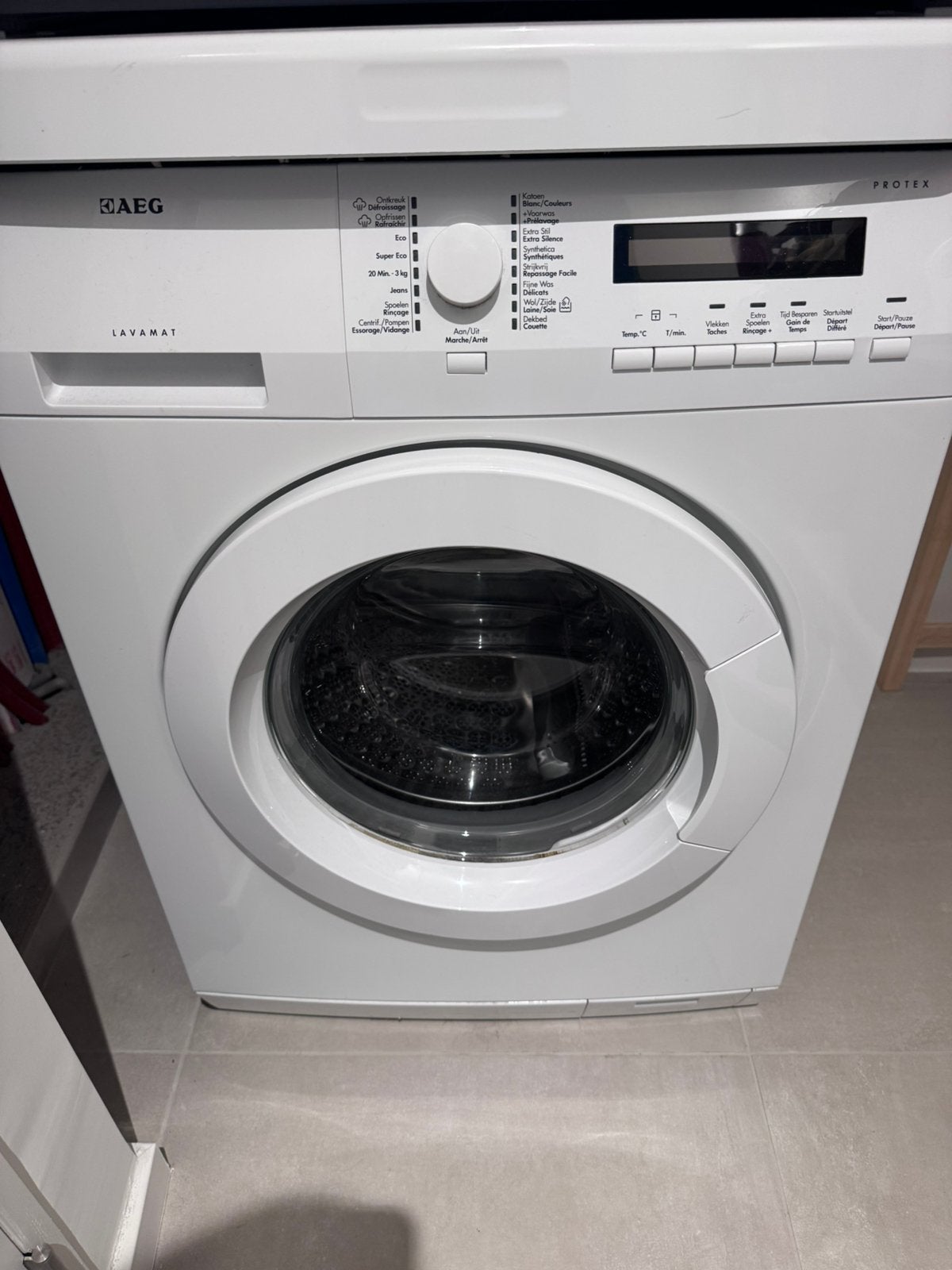 Wasmachine - werkt nog gratis af te halen (2de verdiep), Ophalen, Zo goed als nieuw