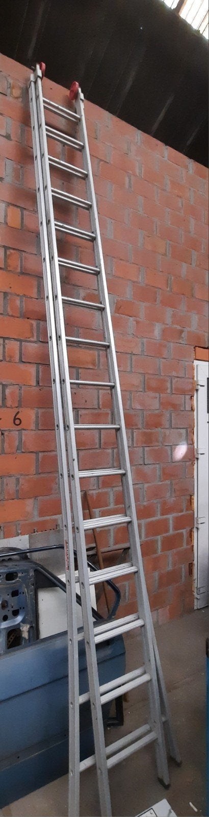 Clovan 2 x 16 sporten schuifladder, Doe-het-zelf en Bouw, Ophalen, Gebruikt, Clovan, Onbekend