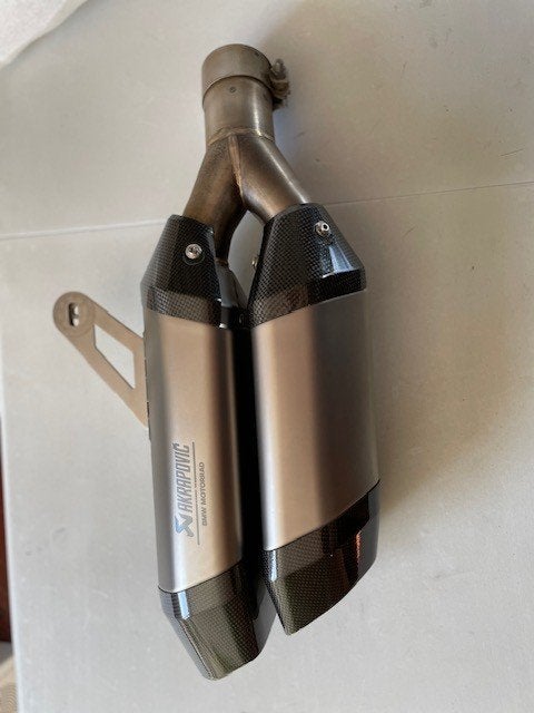 Lot BMW 1250-1300GS, Ophalen