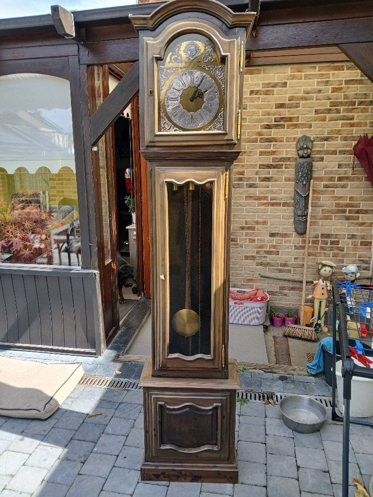 Horloge de pied  (de parquet), Ophalen
