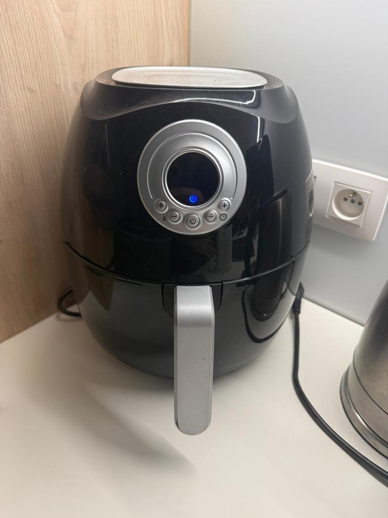 Quigg airfryer / heteluchtfriteuse, Ophalen of Verzenden, Zo goed als nieuw, Airfryer