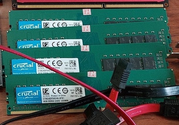 4 x 8 GB DDR 4  RAM, Computers en Software, RAM geheugen, Ophalen, Gebruikt, 32 GB, DDR4