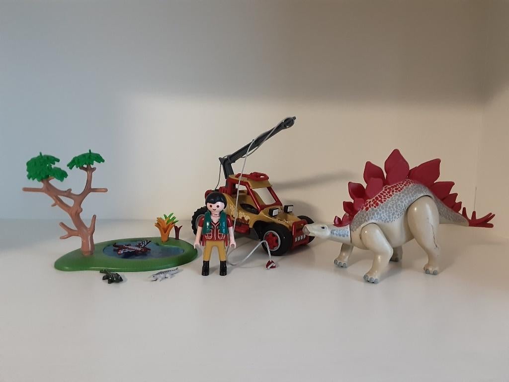 PLaymbil dino en auto - compleet, Kinderen en Baby's, Speelgoed | Playmobil, Ophalen of Verzenden, Zo goed als nieuw, Complete set