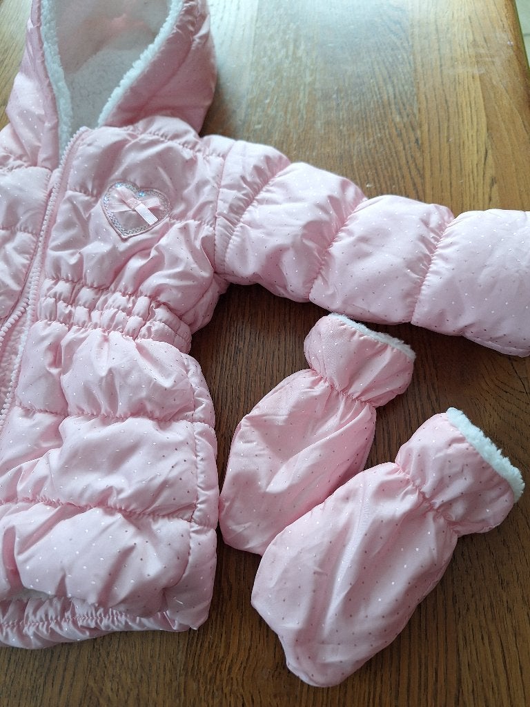 Manteau d’hiver bébé rose T 68 cm avec moufles assorties, Enfants & Bébés, Vêtements de bébé | Taille 68, Comme neuf, Fille, Manteau