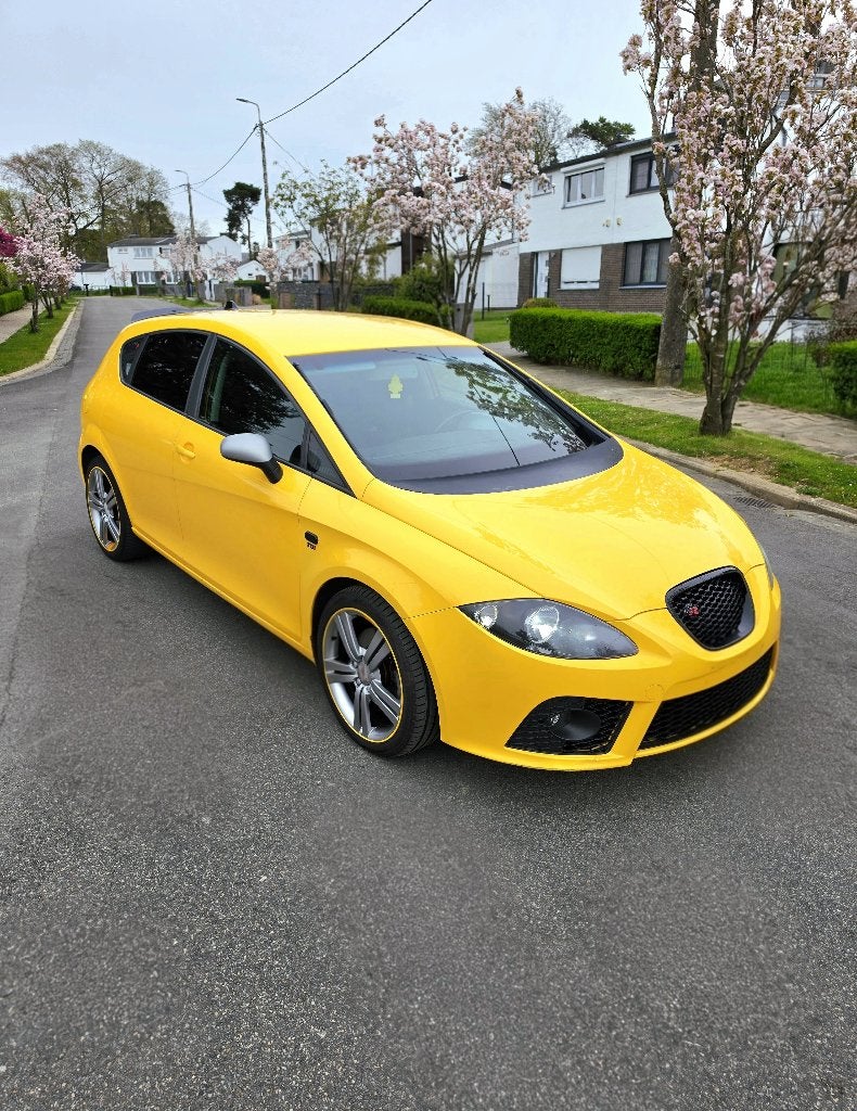 Seat Leon Fr 2l Tdi 170 Chevaux Prête A Immatriculer, Autos, Jaune, Noir, 5 portes, 130 g/km