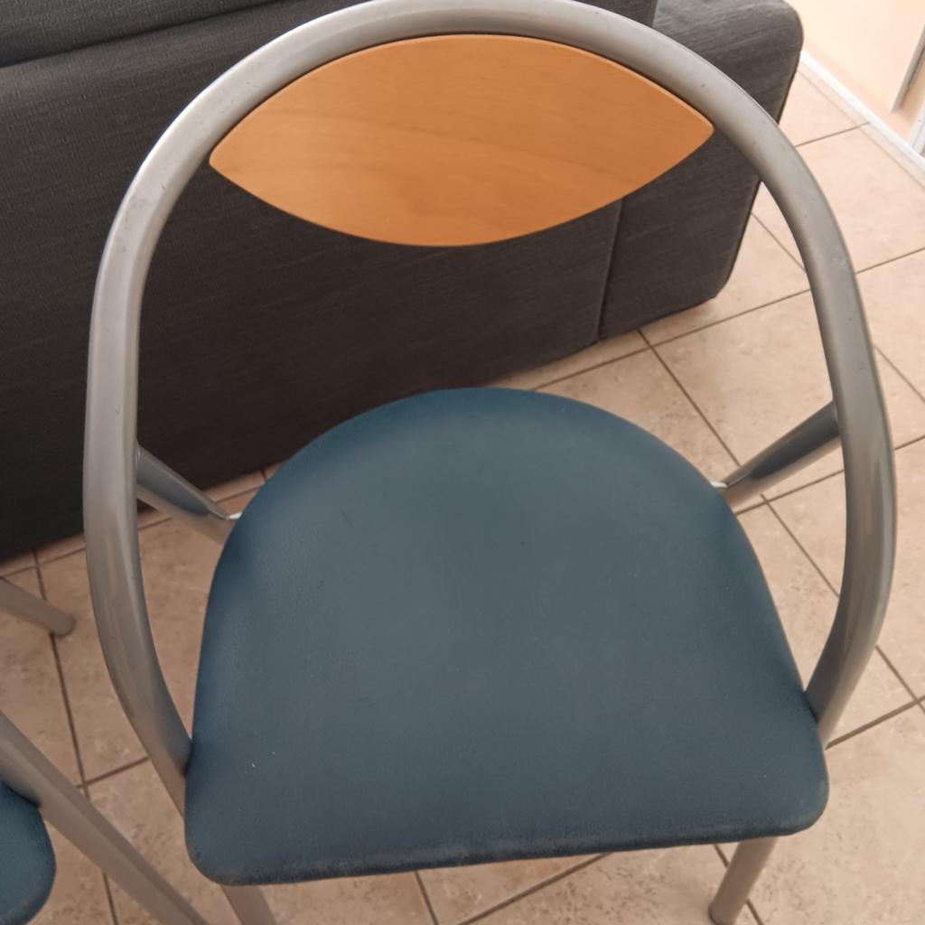 Stoelen, Ophalen