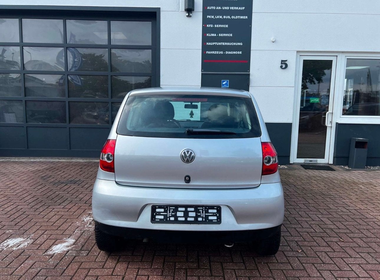 Volkswagen fox benzine met keuring verkoop garantie, Autos, Volkswagen, Argent ou Gris, Achat, Entreprise, Boîte manuelle