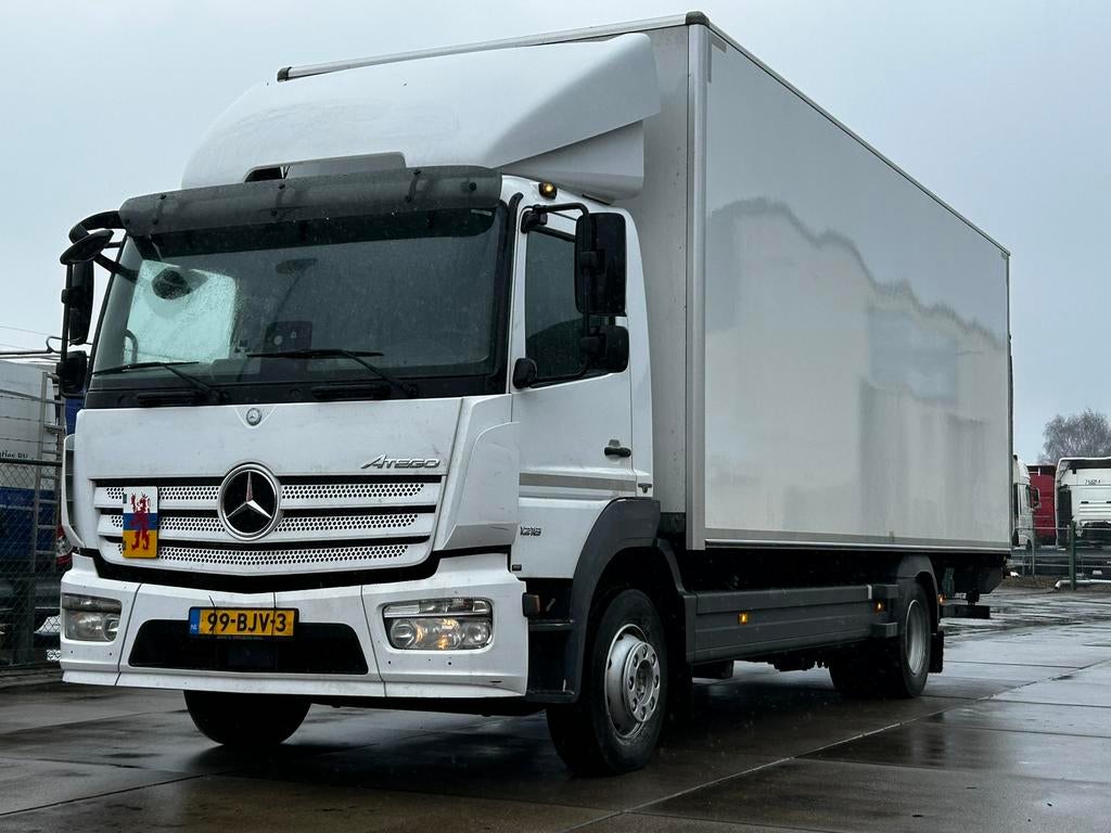 Diverse vrachtwagens per direct te huur! 12t en 16t, Auto's, Vrachtwagens, Particulier, Cruise Control, Mercedes-Benz, Diesel