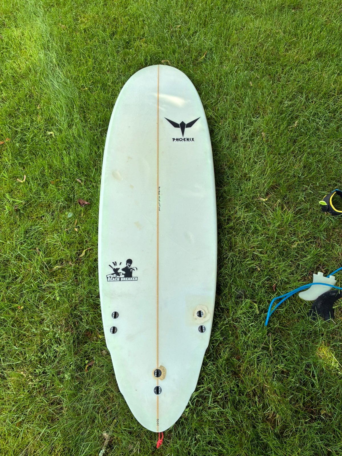 Phoenix Beach Breaker 6.0 inclusief leash en vinnen, Sports nautiques & Bateaux, Enlèvement ou Envoi, Utilisé, Shortboard, Avec ailerons