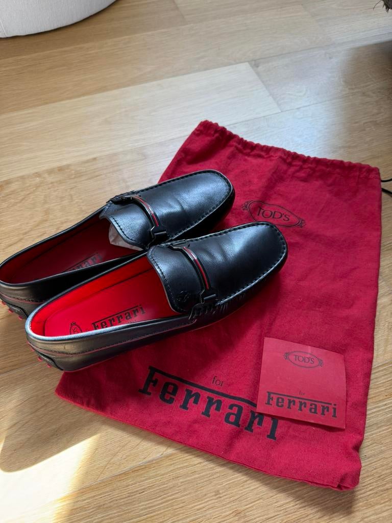 Prachtige Tod’s for Ferrari lovers, Enlèvement ou Envoi, Comme neuf