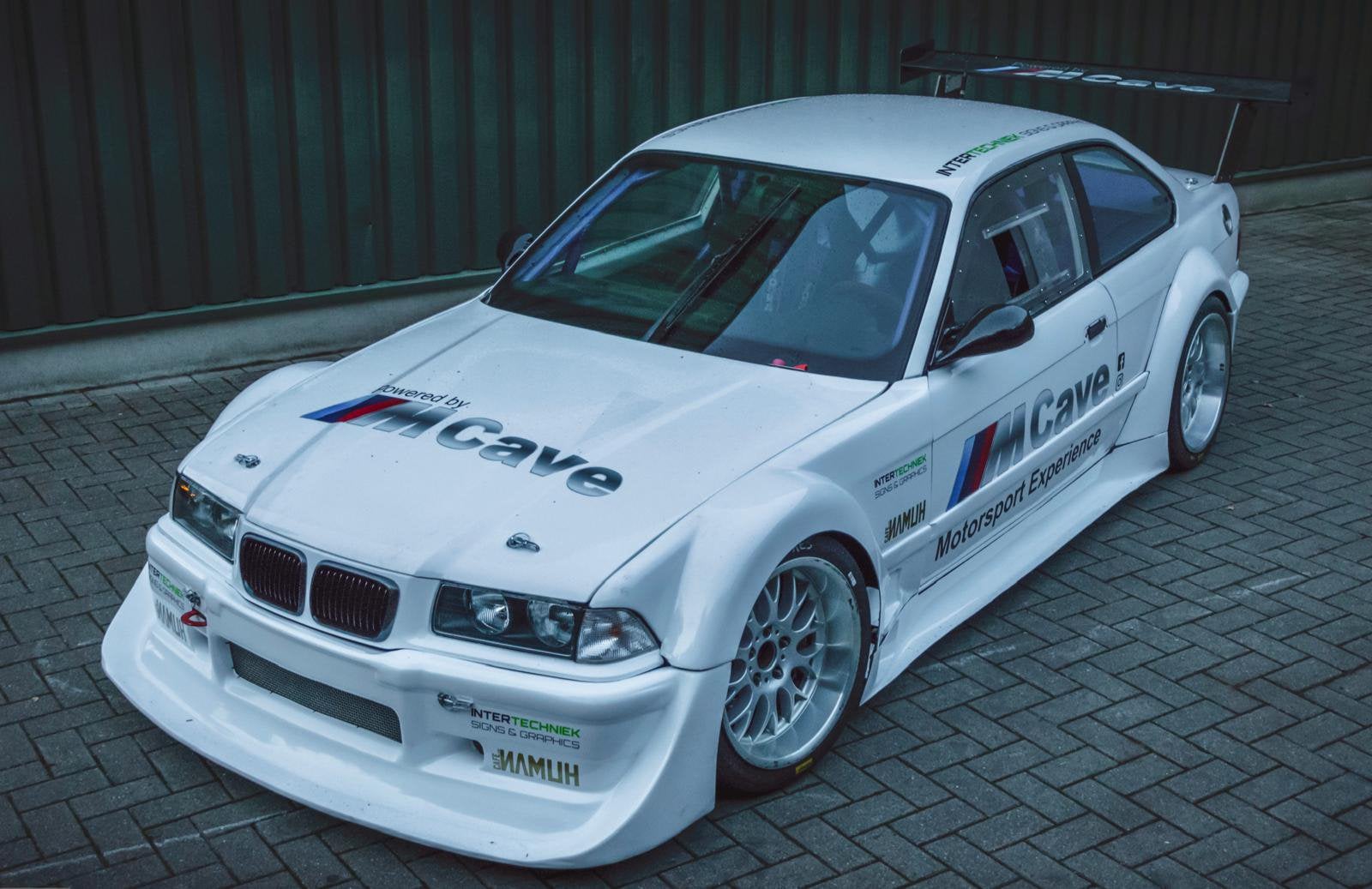 Bmw mallen, Ophalen