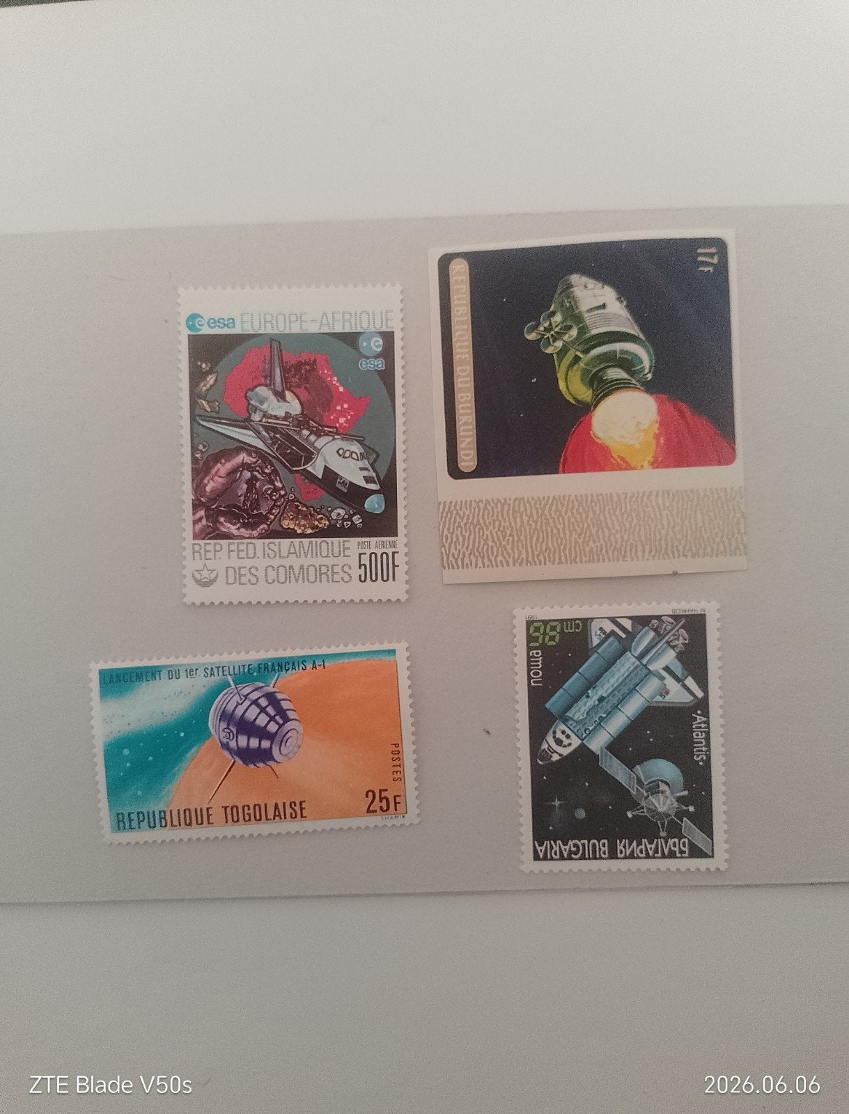 4 postzegels postfrisch ruimtevaart, Ophalen of Verzenden