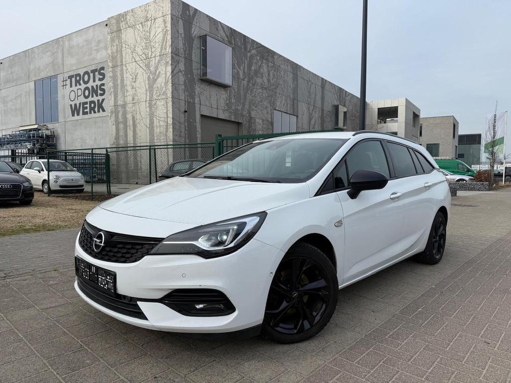 Opel Astra Sports Tourer 1.2 Benzine Black Edition Trekhaak, Voorwielaandrijving, Gebruikt, 1199 cc, Bedrijf