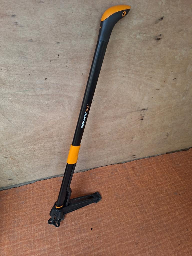 1 EXTRACTEUR D 'HERBES" FISKARS XACT " IMPECCABLE, Tuin en Terras, Ophalen, Zo goed als nieuw, Fiskars
