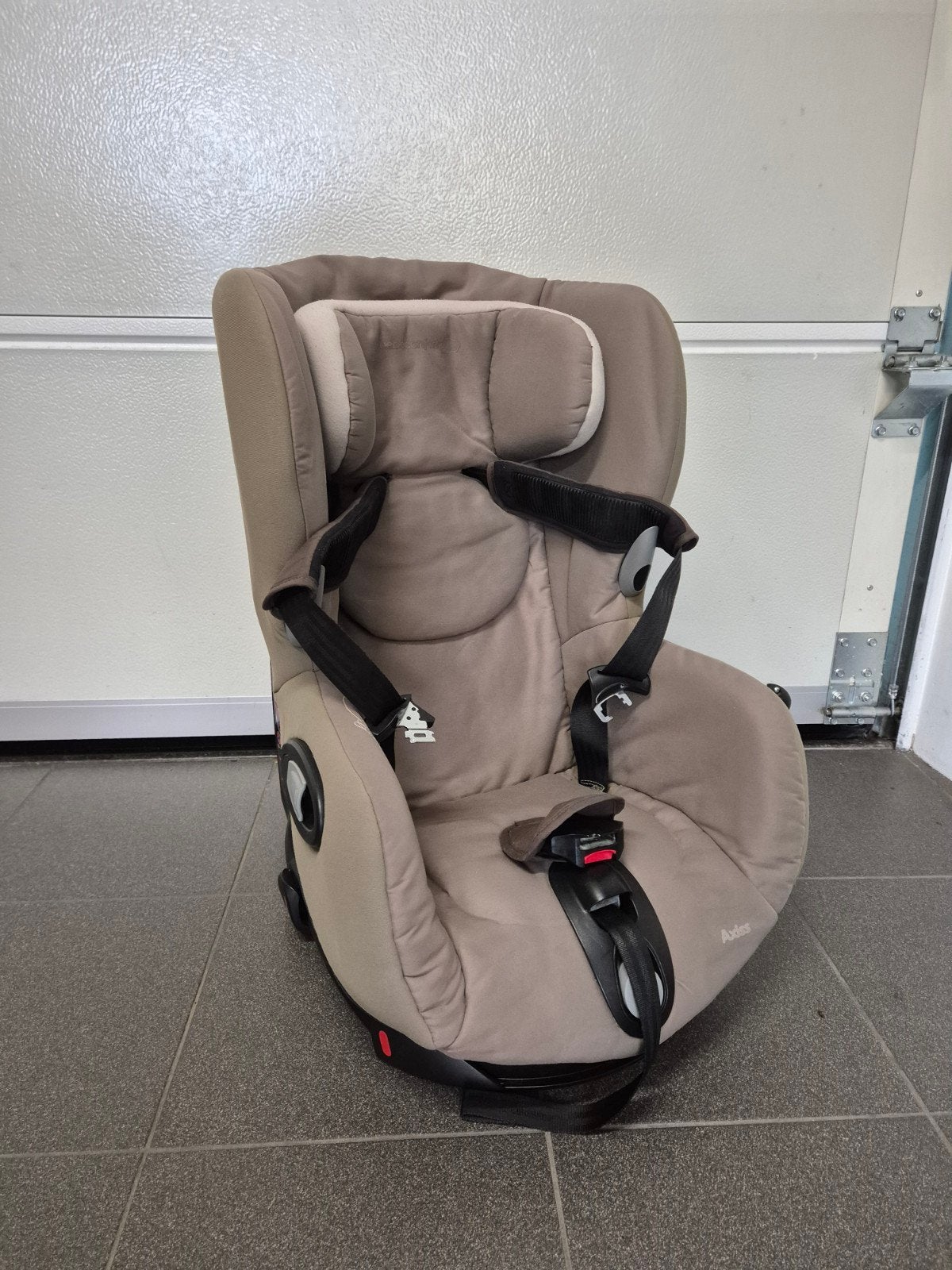 Maxi-Cosi Axiss autostoel van 9 tot 18kg 90 graden draaibaar, Kinderen en Baby's, Ophalen