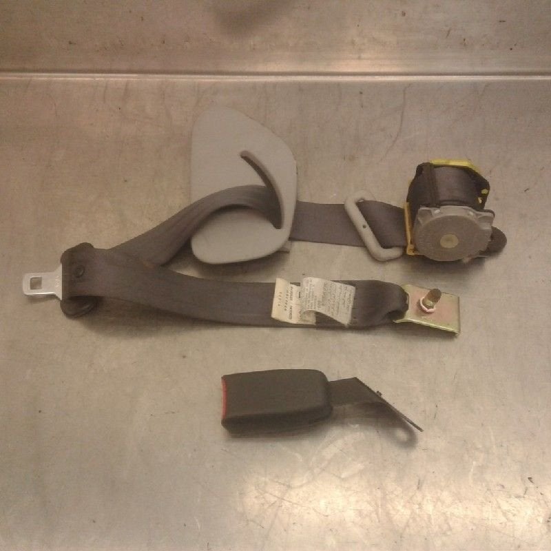 CEINTURE DE SECURITE ARRIERE DROITE Impreza II Plus (GG), Utilisé, Subaru
