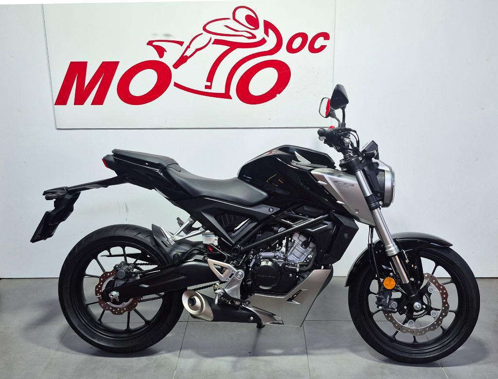 HONDA CB125R ***MOTODOC.BE***, Motos, Motos | Honda, Entreprise, Naked bike, jusqu'à 11 kW, 1 cylindre, Permis Moto A1 minimum