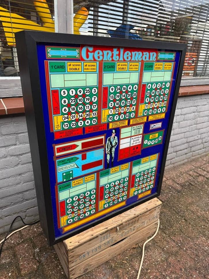 Vintage Gentleman  / Gokkast / Lichtbak