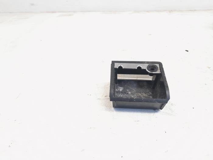Cendrier avant d'un Volkswagen Golf, Volkswagen, -, 3 mois de garantie, Utilisé