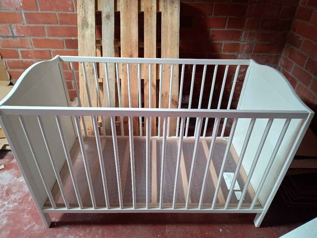 Babybed - Smägöra Ikea - wit, Enlèvement, Utilisé, Lit