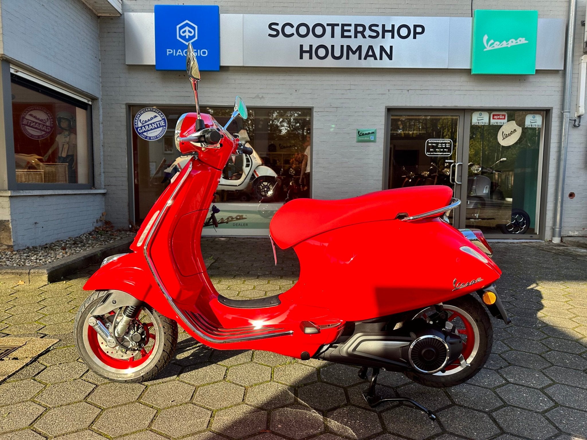 Vespa Primavera ELETTRICA RED EDITION 45Km/h DEMO (nr.160)*, Fietsen en Brommers, Scooters | Vespa, Gebruikt, Elektrisch, Overige modellen