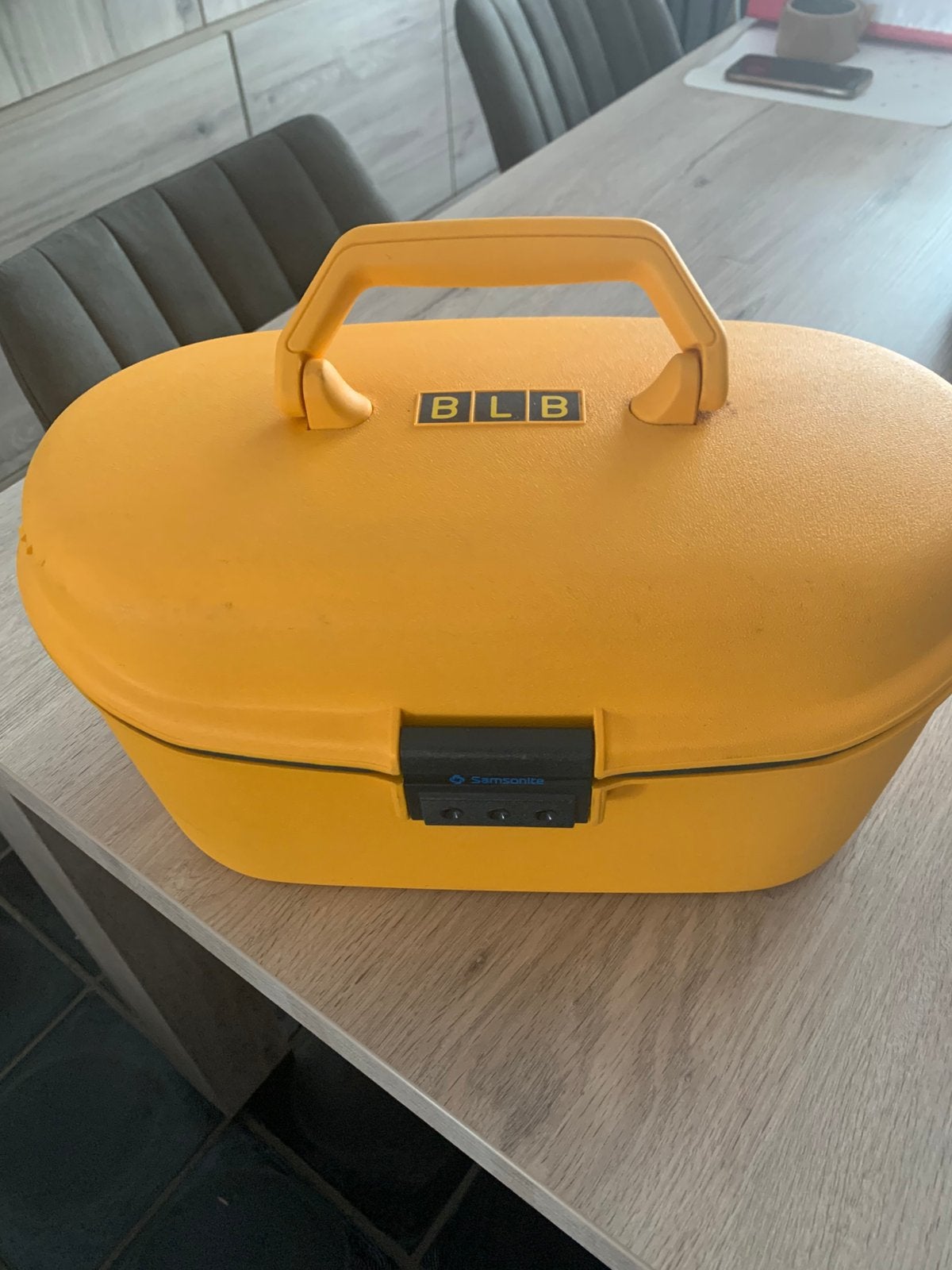 Beautycase Samsonite, Jaune, Avec miroir(s), Enlèvement, Utilisé